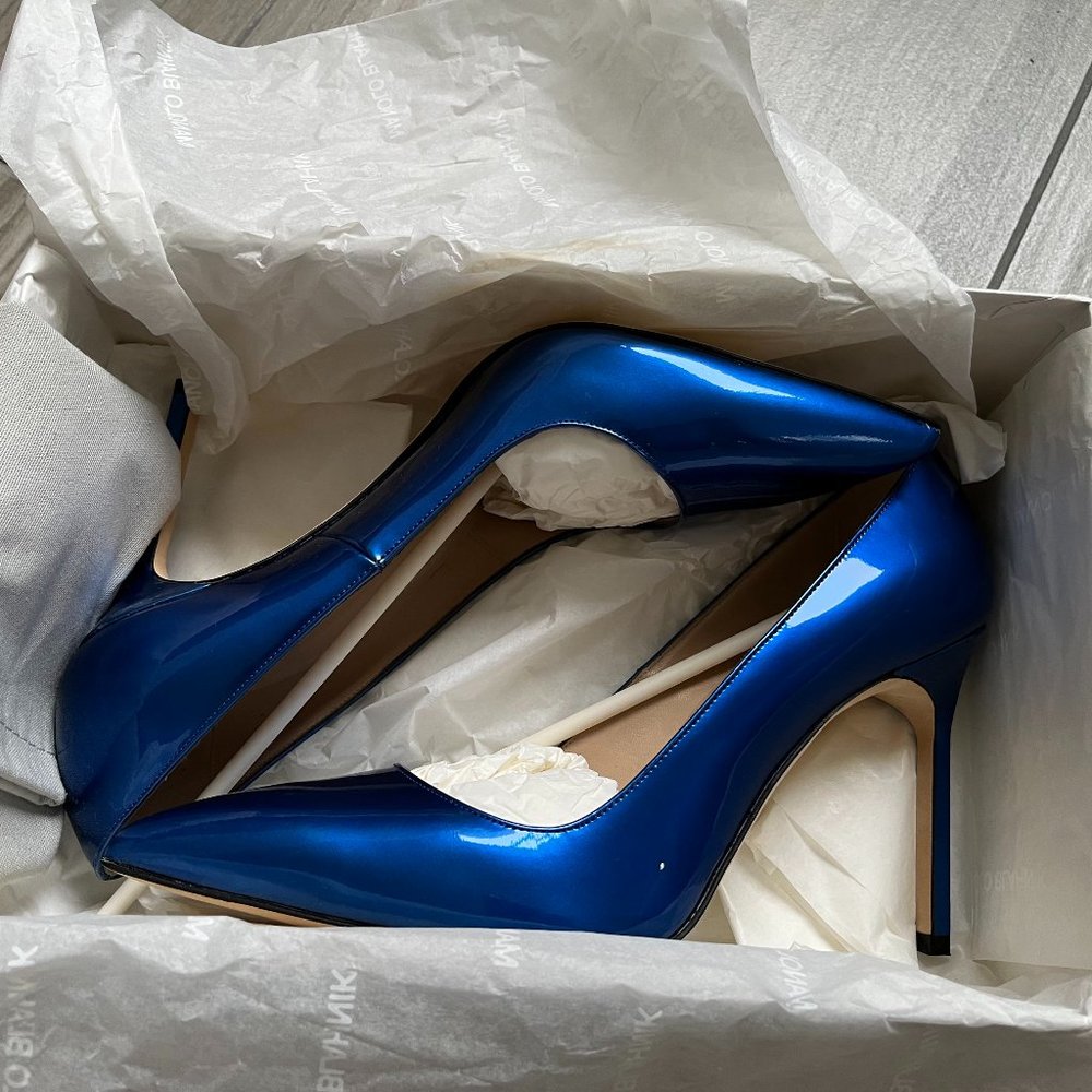 MANOLO BLAHNIK BB 105 Blue Patent Leather Shoes EU 38.5 BNIB